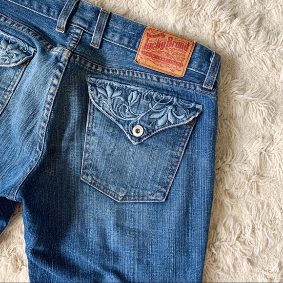 Lucky Brand Debut Flare Jean 8 / 29 - Picture 1 of 6